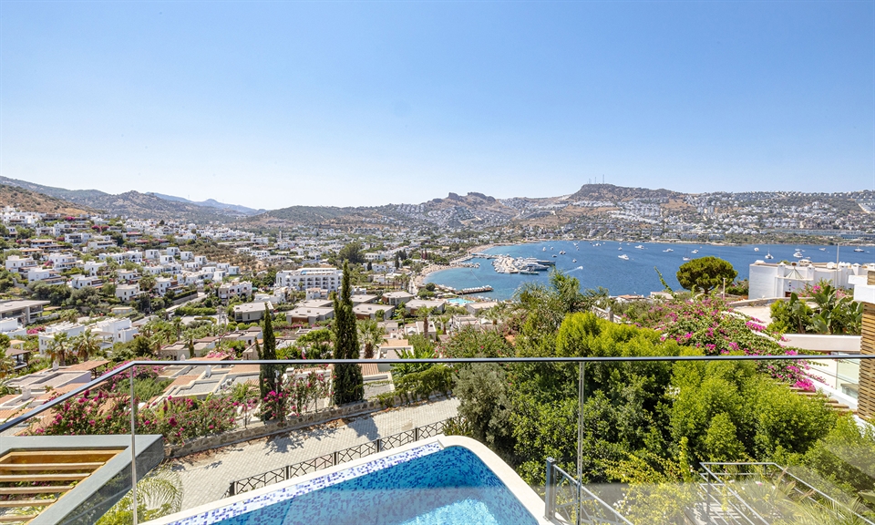 Gündoğan 6+2 Villa Bodrum For Sale